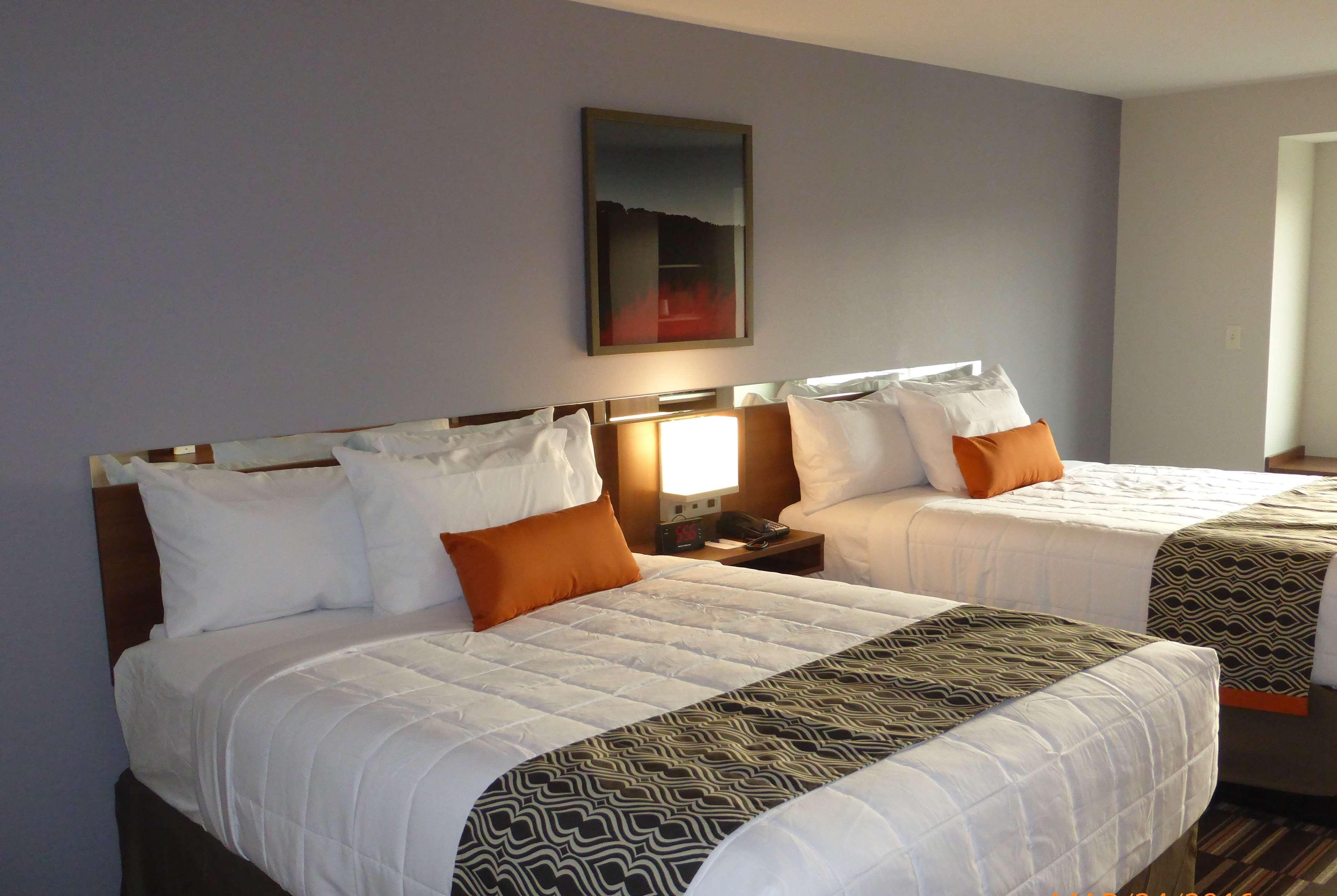 Microtel Inn & Suites By Wyndham Niagara Falls Zewnętrze zdjęcie